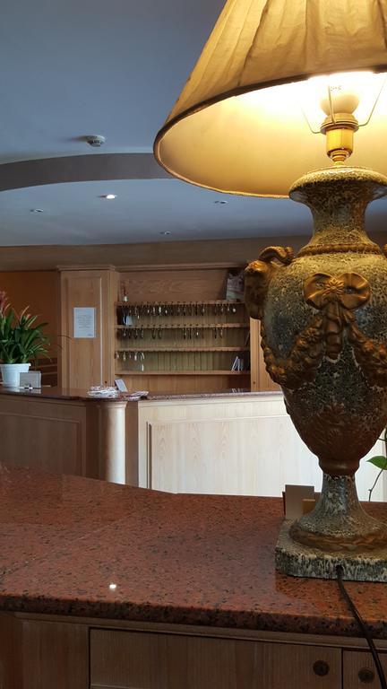 Hotel Ascot Binasco Eksteriør bilde